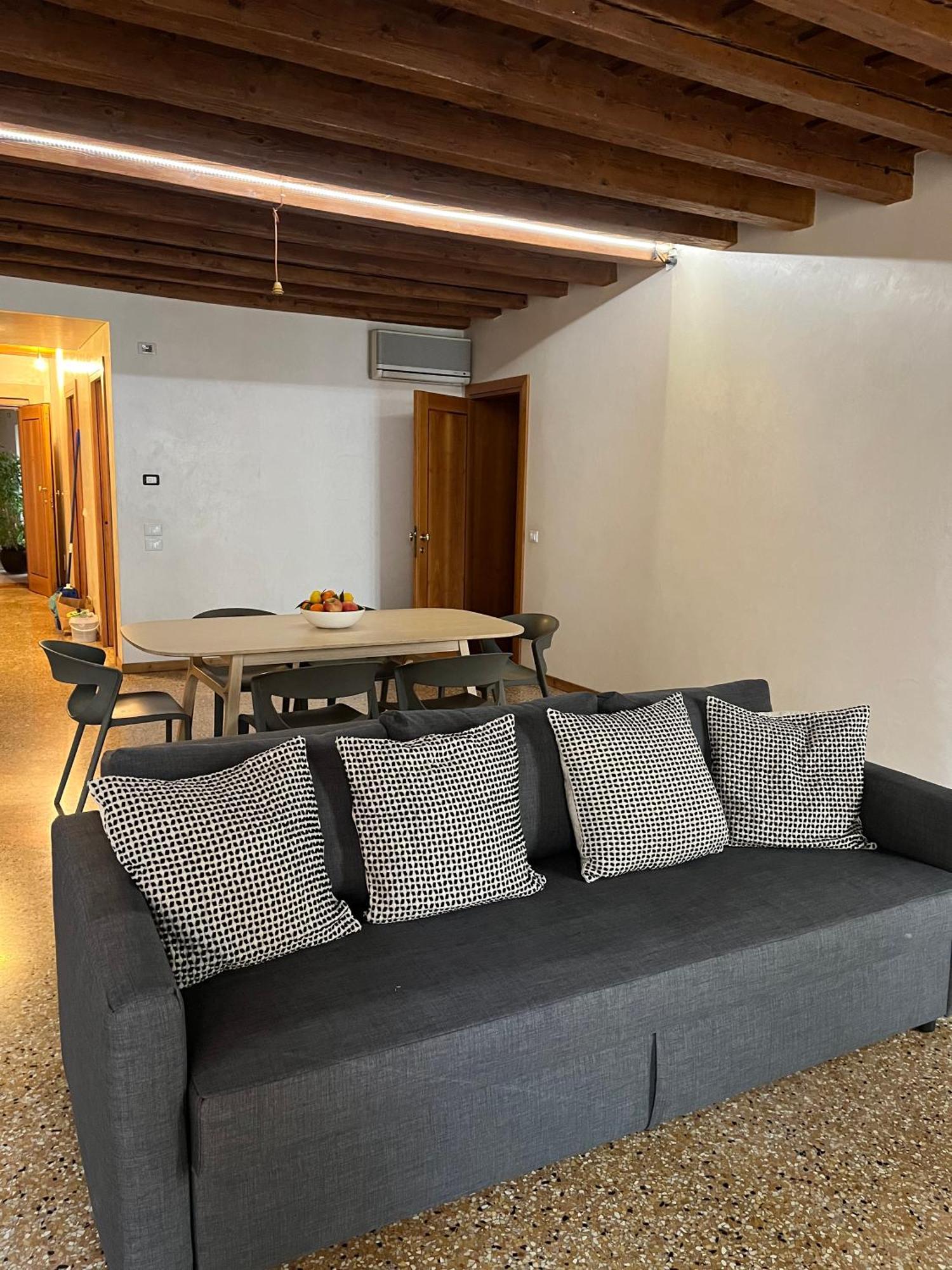 Il Campanile Apartment Vicenza Exterior photo